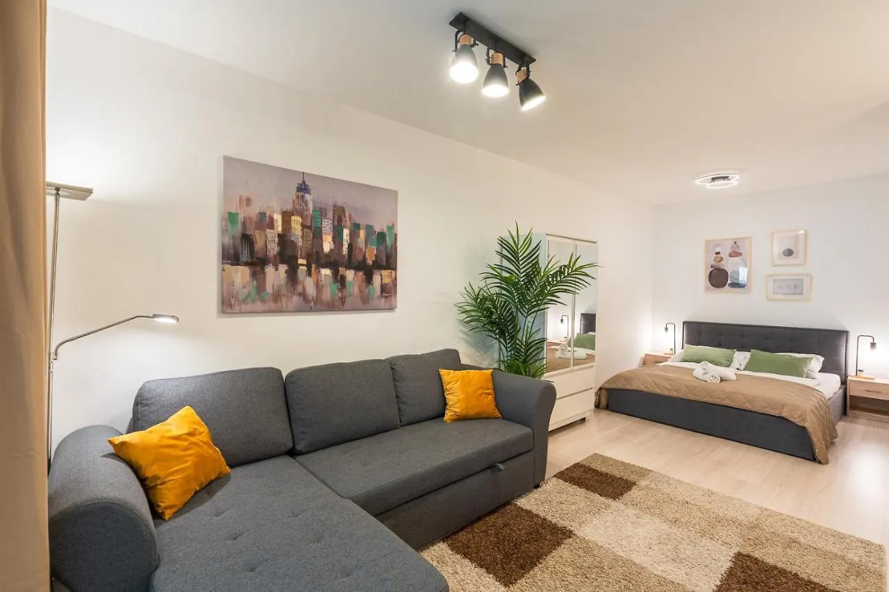 Modern Newly-Built Home By The New York Cafe Budapeste